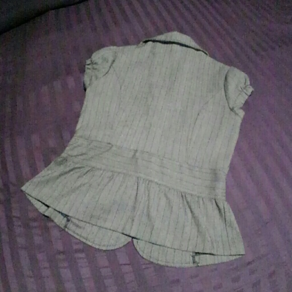 Twill cap sleeve fitted jacket - Picture 2 of 2